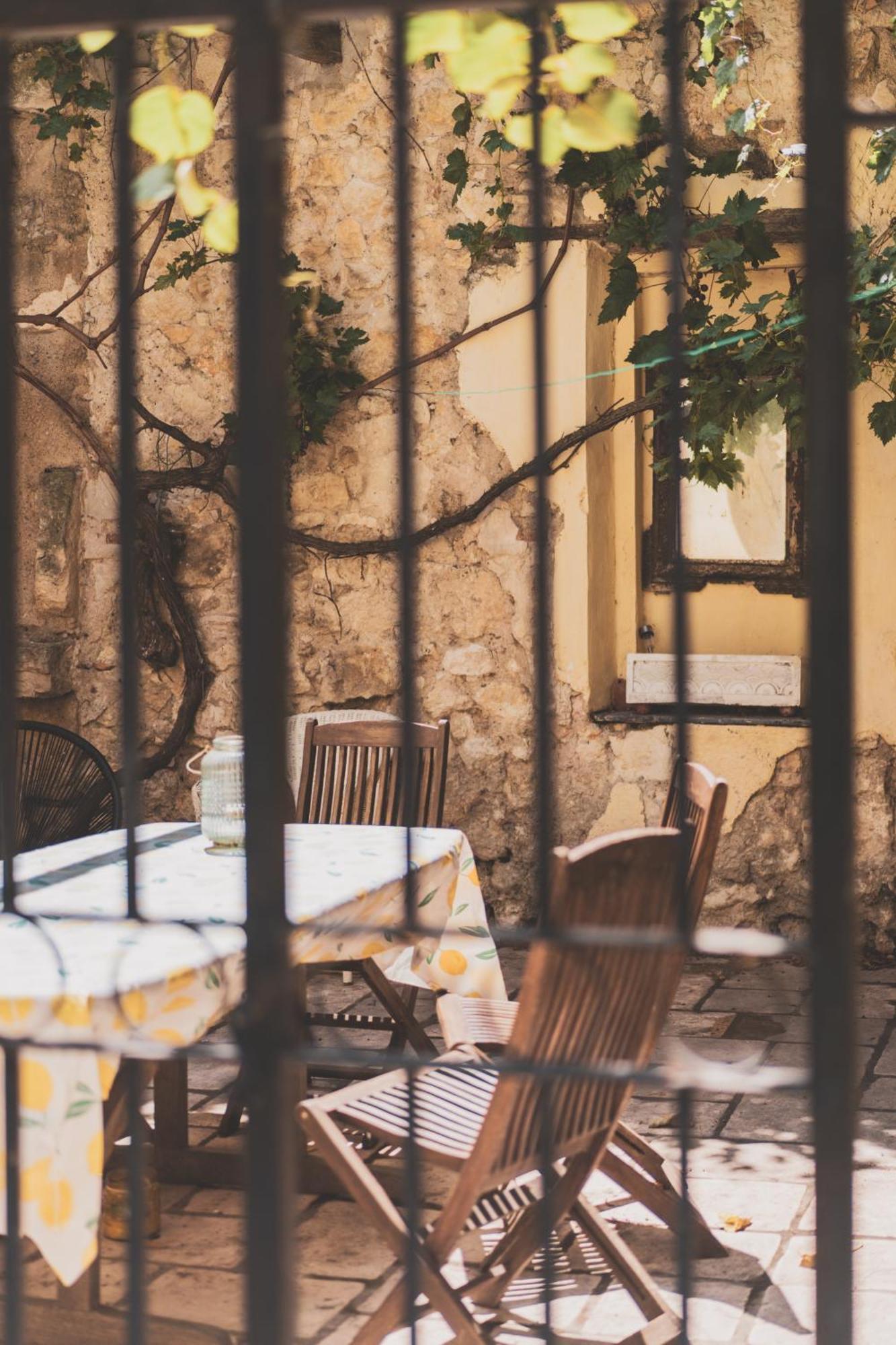 Maison Pelissier Bed And Breakfast With Sweeming Pool Cuxac-dʼAude Esterno foto