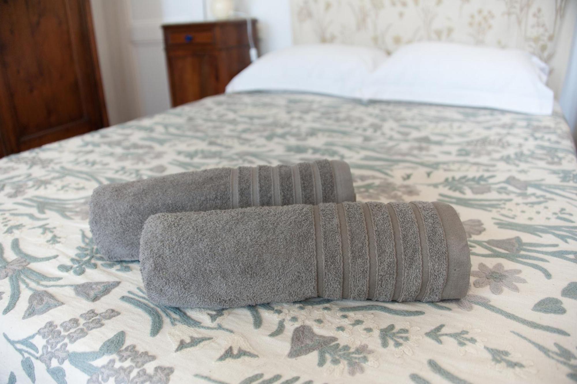 Maison Pelissier Bed And Breakfast With Sweeming Pool Cuxac-dʼAude Esterno foto